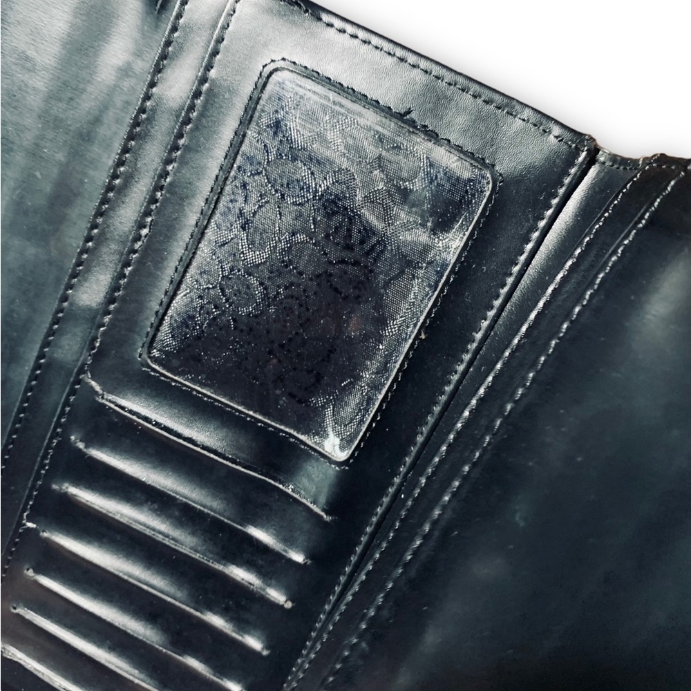 Coach Clutch / Wallet • Black Monogram Signature Tri-Fold Bag - Picture 3 of 7